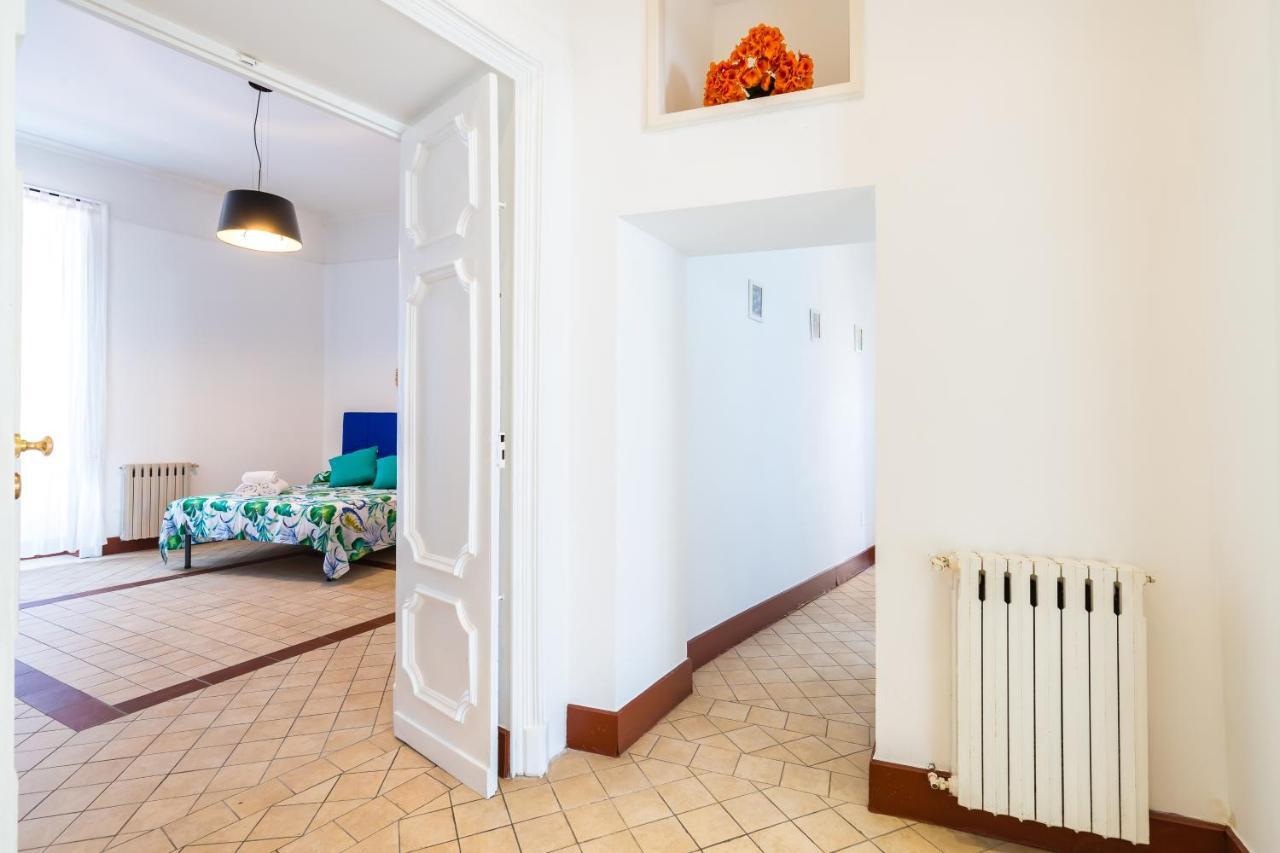 Lopez 20 A Big Family Apartment By Napoliapartments Extérieur photo