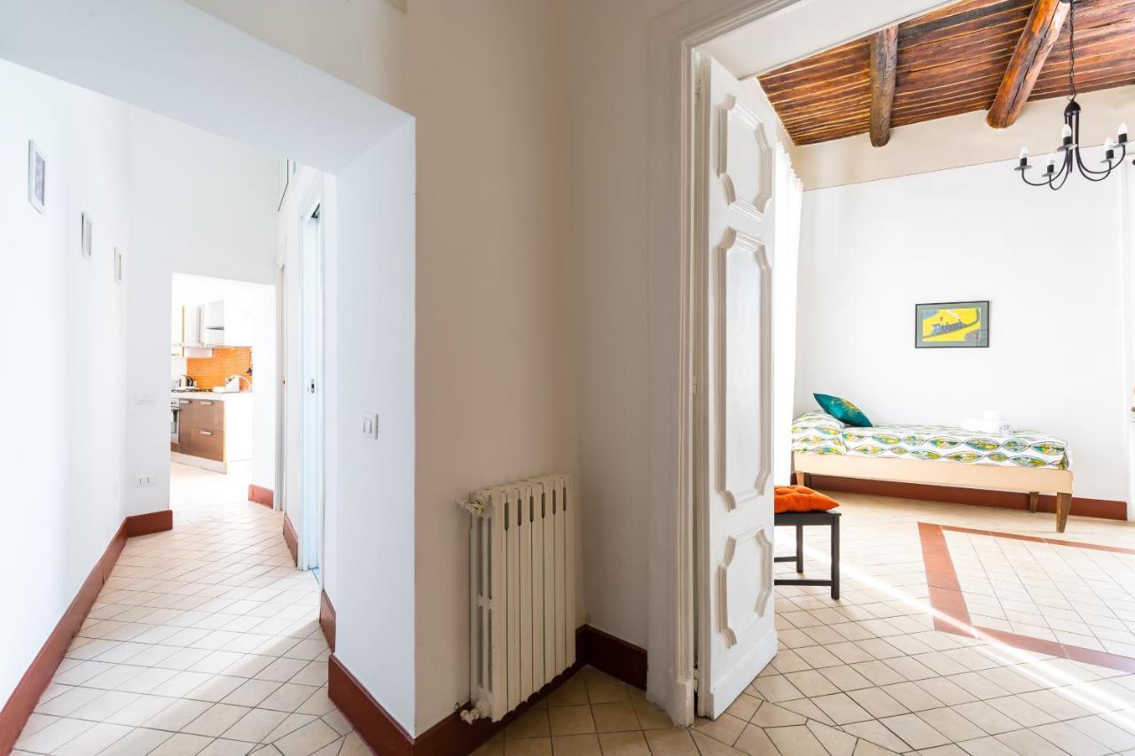 Lopez 20 A Big Family Apartment By Napoliapartments Extérieur photo